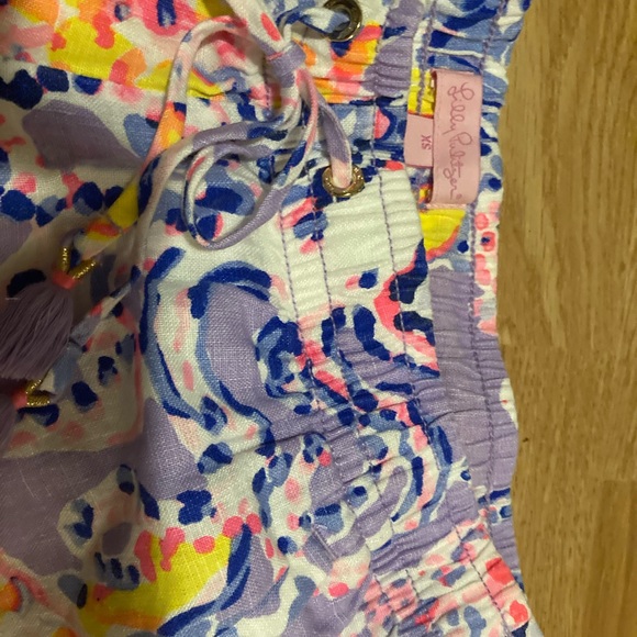 I have several pieces of Lilly Pulitzer short range from size 0 to 00 - Picture 9 of 10